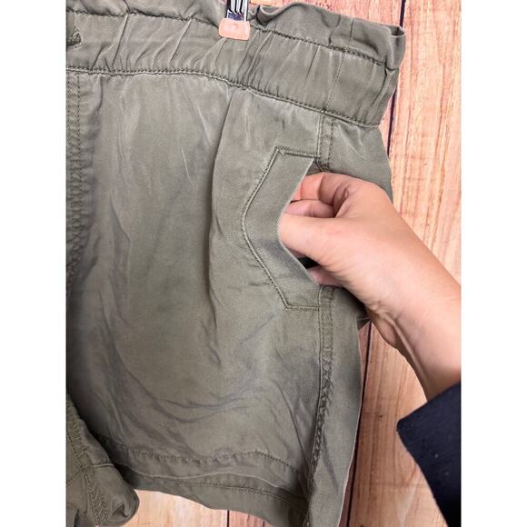 Loft Olive Green Linen Drawstring Waist Shorts Women's Size XL - Picture 2 of 5